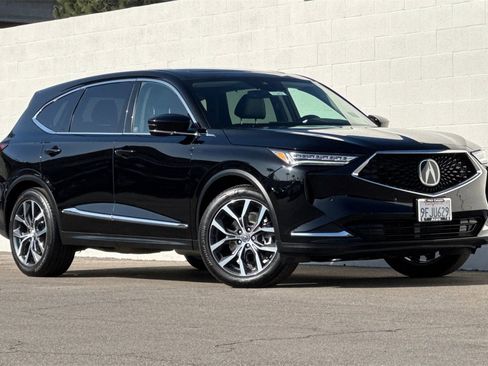 Certified 2023 Acura MDX FWD w/ Technology Package image 2