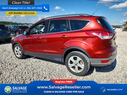 Used 2016 Ford Escape SE w/ Equipment Group 201A FWD image 3