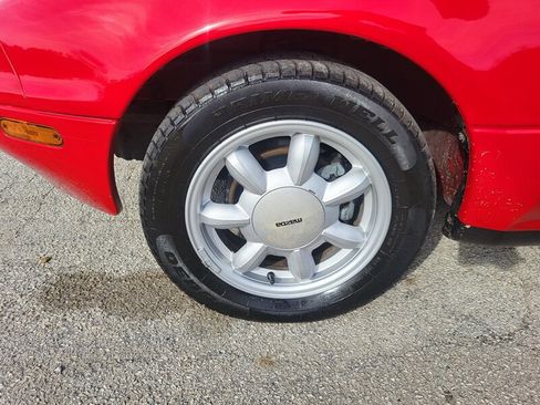 Used 1990 MAZDA MX-5 Miata image 22