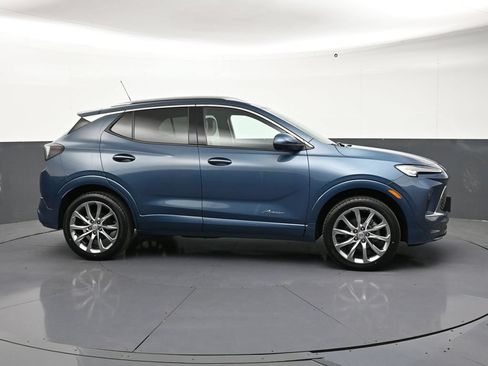 Used 2024 Buick Encore GX Avenir w/ Avenir Technology Package AWD/4WD image 6