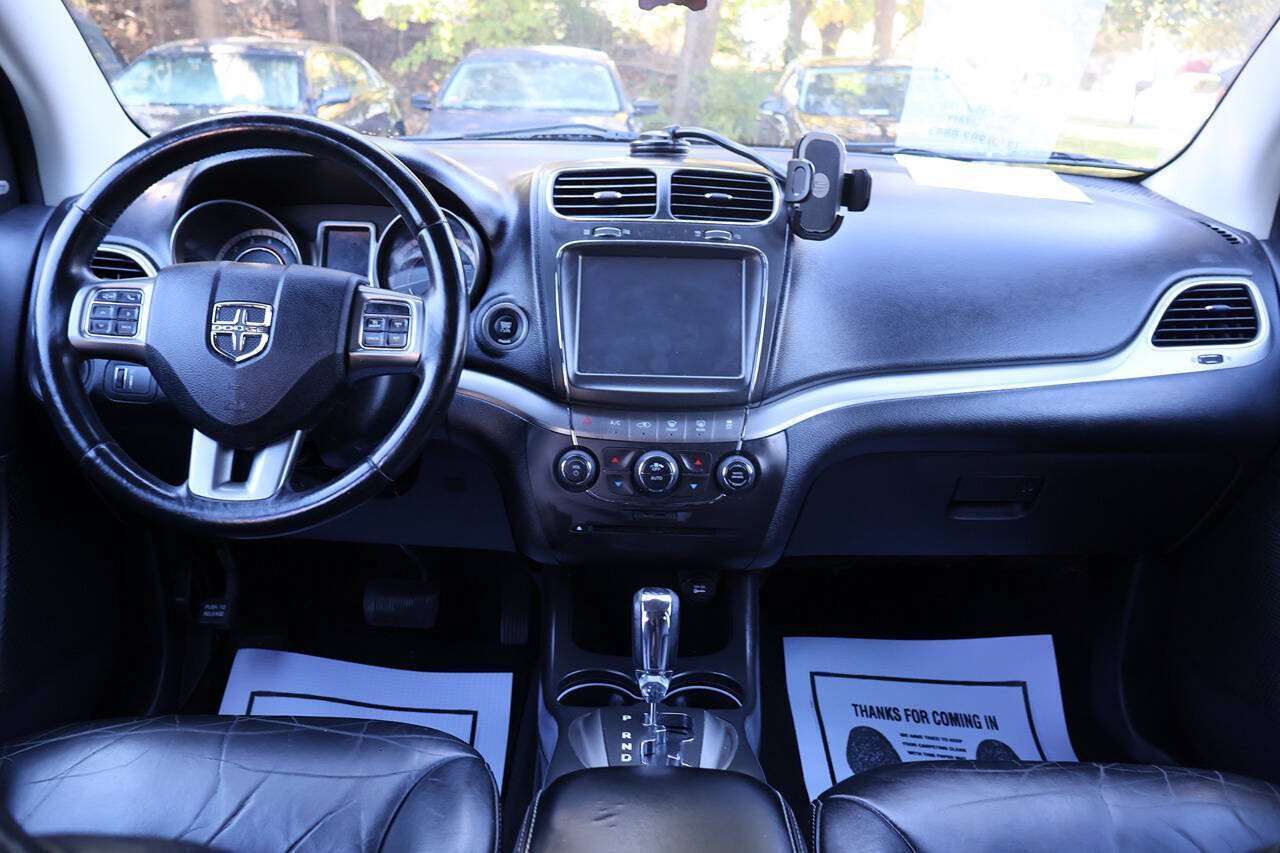 Used 2016 Dodge Journey Crossroad w/ Rear Seat Video Group I FWD image 19