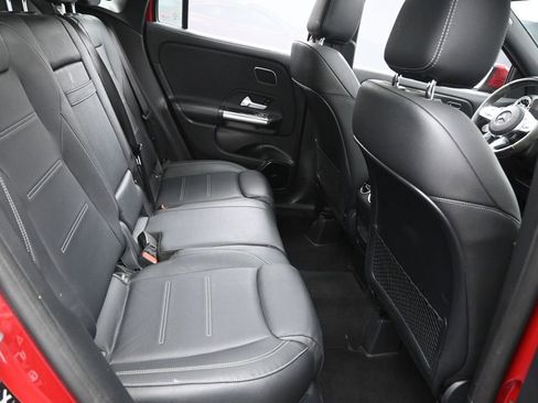 Used 2021 Mercedes-Benz GLA 45 AMG 4MATIC image 30
