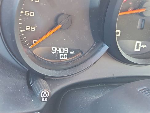 Used 2022 Porsche 718 Boxster image 13