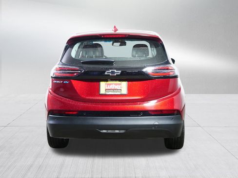 Used 2022 Chevrolet Bolt LT image 6