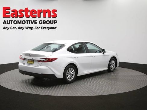 Used 2025 Toyota Camry LE FWD image 40
