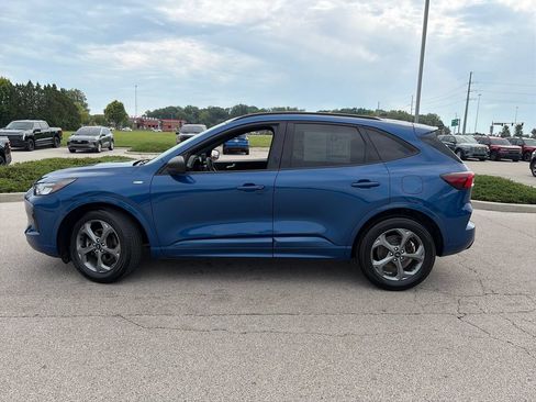 Used 2023 Ford Escape ST-Line w/ Equipment Group 301A FWD image 4