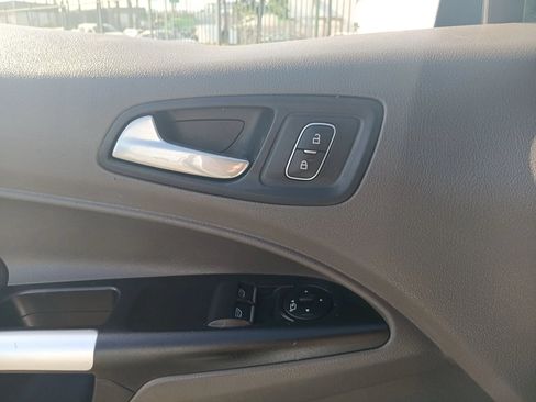 Used 2021 Ford Transit Connect XLT FWD image 21