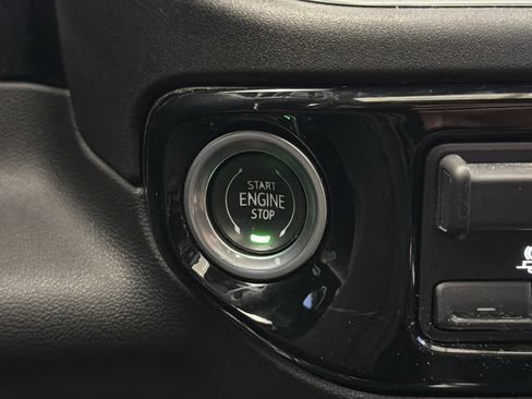 Used 2023 Chevrolet Silverado 1500 High Country w/ High Country Premium Package image 25