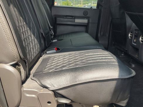 Used 2011 Ford F250 Lariat w/ Lariat Ultimate Pkg AWD/4WD image 14