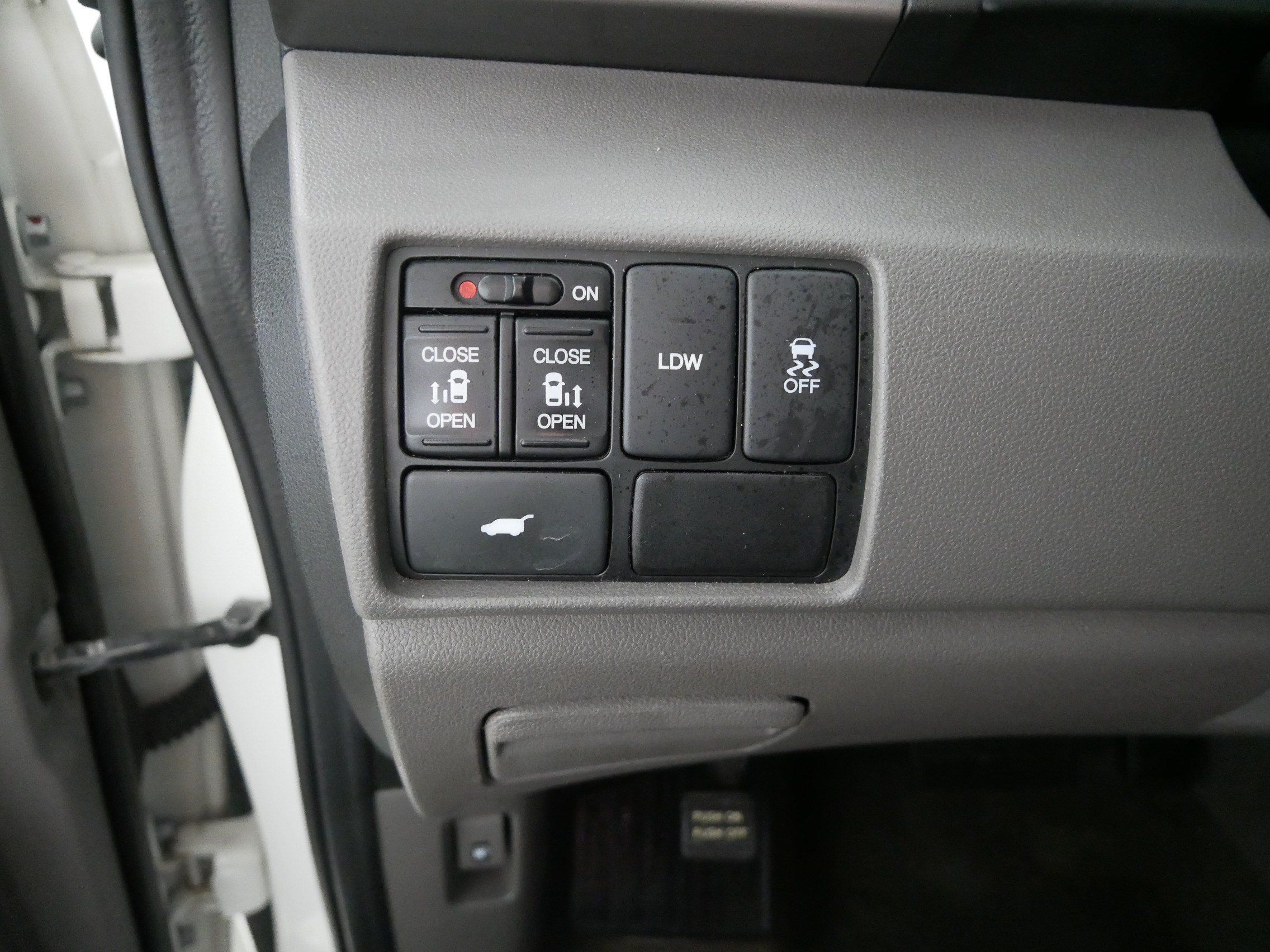 Used 2015 Honda Odyssey EX-L image 26