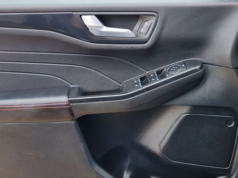 Used 2025 Ford Escape ST-Line image 30