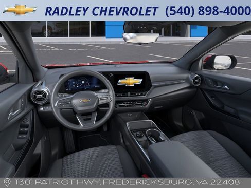 New 2026 Chevrolet Equinox LT w/ Safety and Technology Package image 15