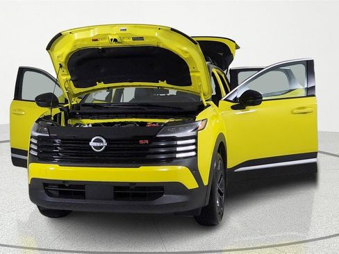 New 2026 Nissan Kicks SR w/ Cold Weather Package image 6