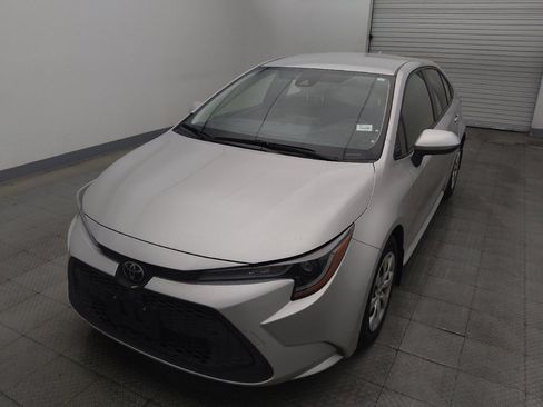 Used 2021 Toyota Corolla LE FWD image 15