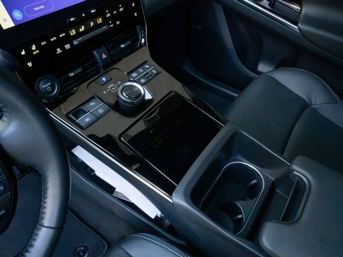 Certified 2023 Subaru Solterra AWD image 10