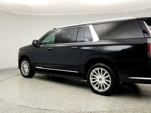 Used 2021 Cadillac Escalade ESV Premium Luxury w/ Performance Package AWD/4WD image 7