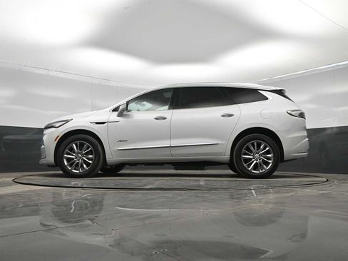 Used 2023 Buick Enclave Avenir w/ Avenir Technology Package image 33