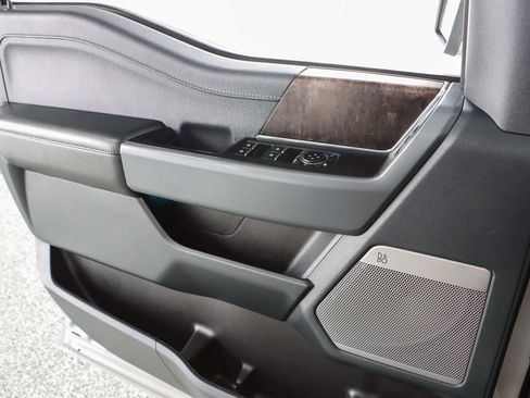 Used 2023 Ford F150 Lariat w/ Equipment Group 502A High image 24