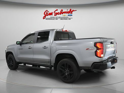 Used 2024 Chevrolet Colorado Z71 w/ Z71 Convenience Package 2 AWD/4WD image 4