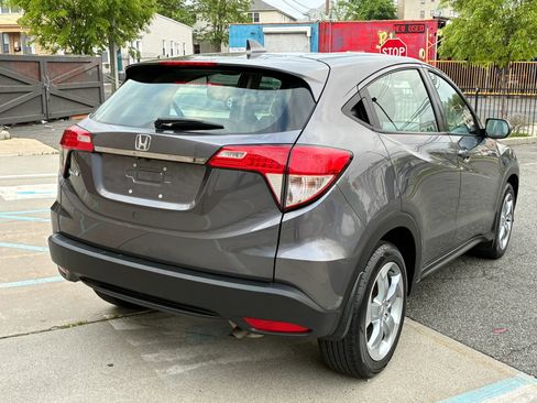 Used 2019 Honda HR-V LX image 5