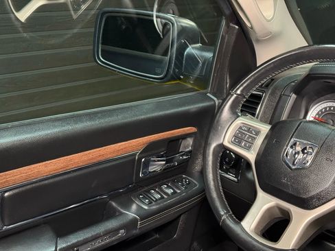 Used 2018 RAM 1500 Laramie w/ Convenience Group image 26