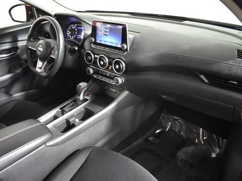 Used 2024 Nissan Sentra SV FWD image 34