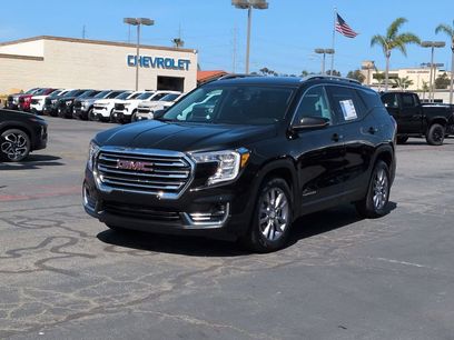 Used 2024 GMC Terrain SLT