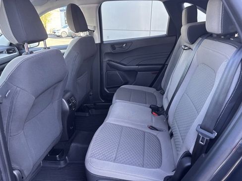 Used 2022 Ford Escape SE w/ Convenience Package image 16