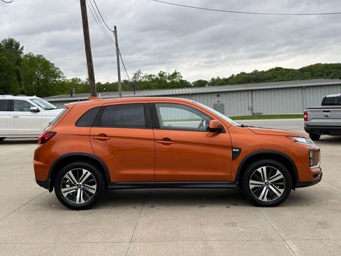 Used 2020 Mitsubishi Outlander Sport SE AWD/4WD image 16