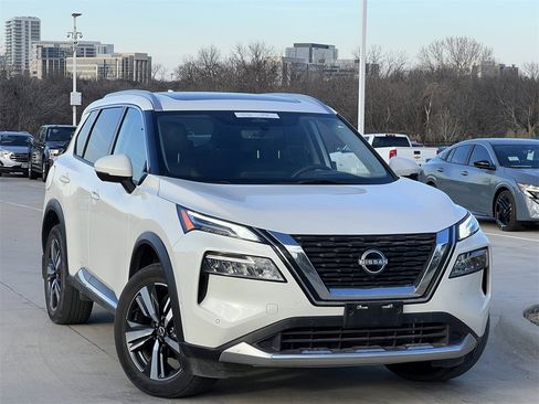 Certified 2023 Nissan Rogue Platinum w/ Platinum Premium Package image 2