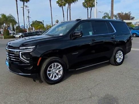 Used 2025 Chevrolet Tahoe LT image 4