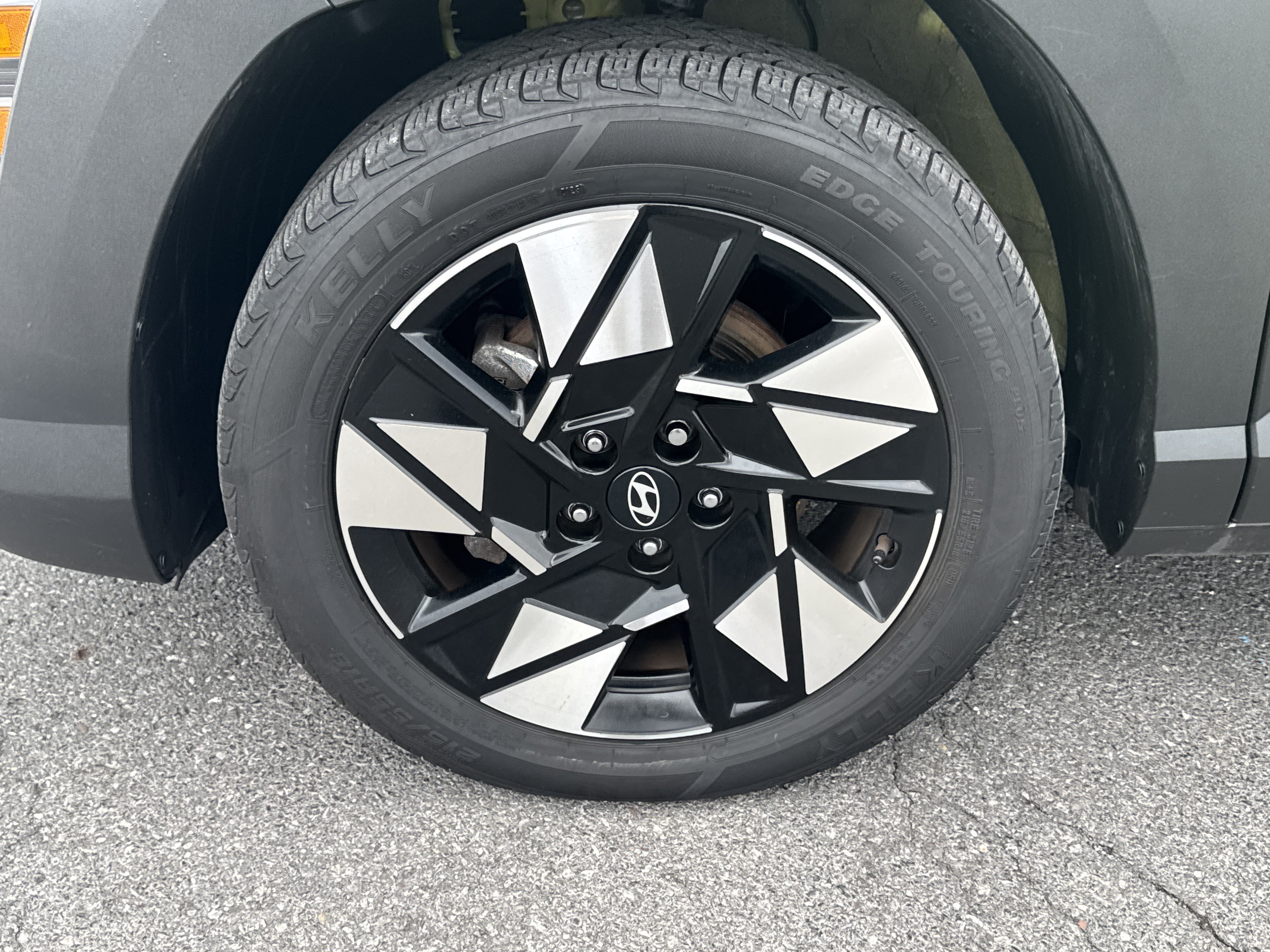 Used 2024 Hyundai Kona SEL w/ Convenience Package FWD image 11