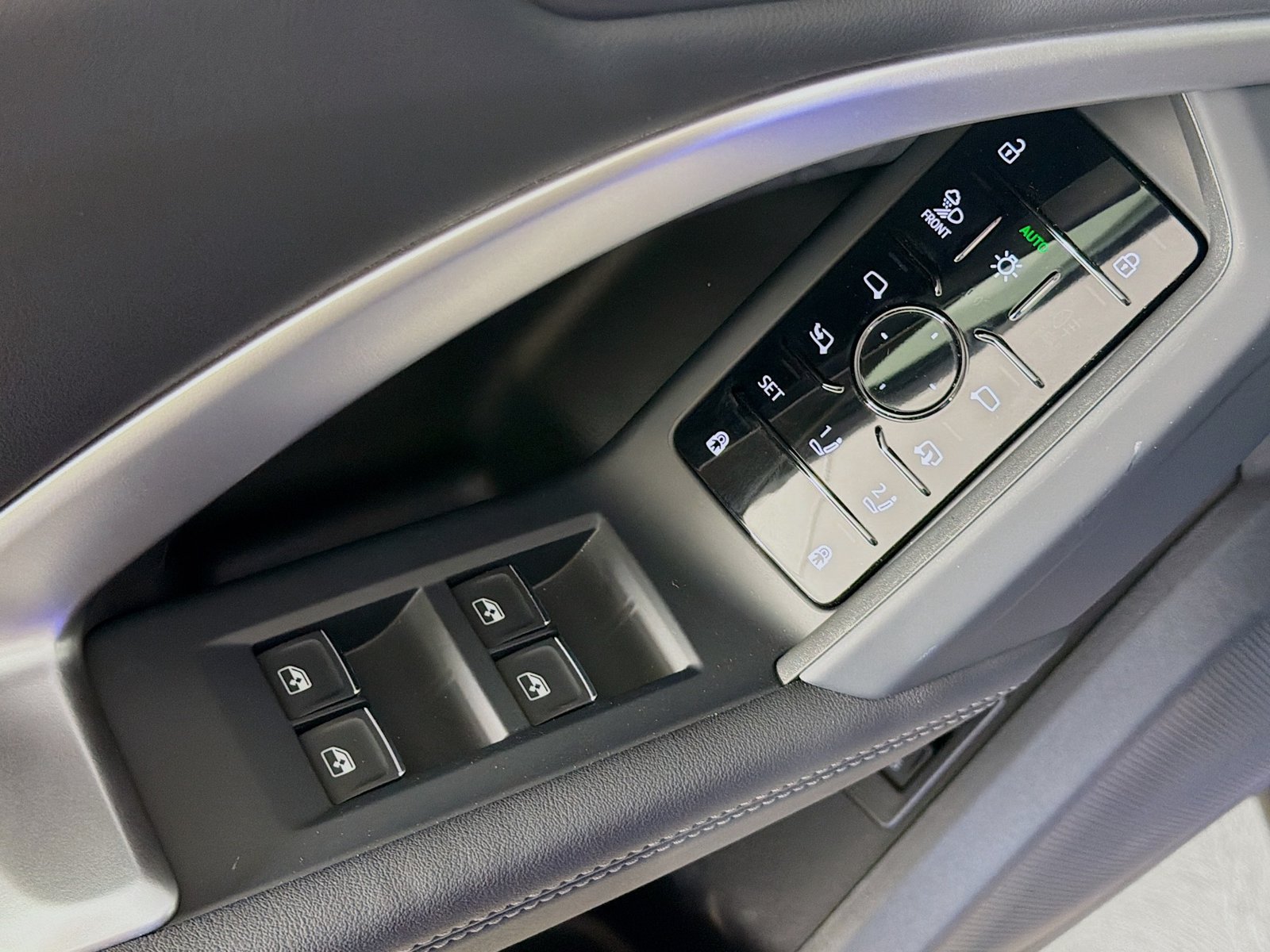 New 2026 Audi Q5 Premium Plus AWD/4WD image 18