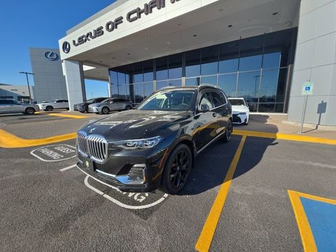 Used 2022 BMW X7 xDrive40i w/ Premium Package AWD/4WD image 3