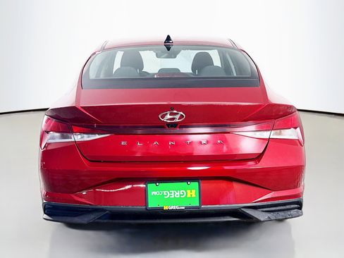 Used 2023 Hyundai Elantra SEL w/ Cargo Package FWD image 8
