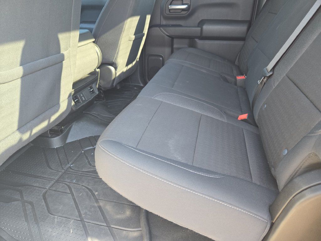 Used 2025 Chevrolet Silverado 1500 Custom AWD/4WD image 31