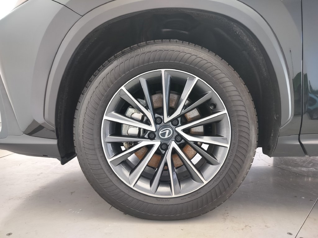 Used 2026 Lexus NX 350 AWD w/ Accessory Package (K3) image 5