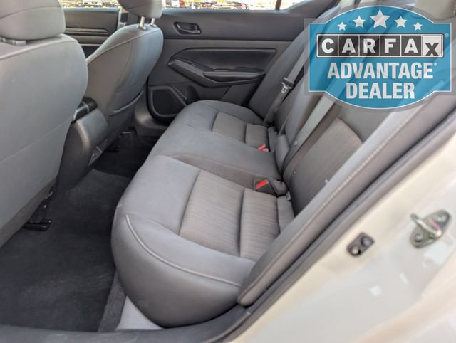Used 2025 Nissan Altima 2.5 SV FWD image 17
