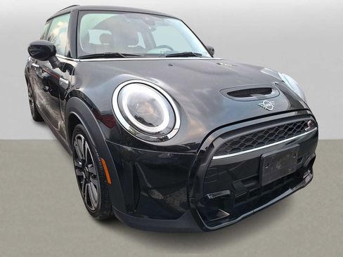 Certified 2023 MINI Cooper S image 3