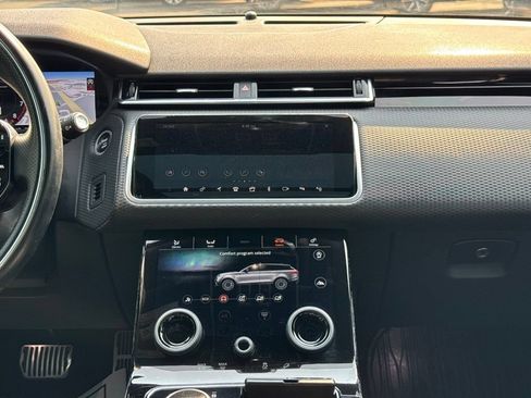 Used 2019 Land Rover Range Rover Velar R-Dynamic SE AWD/4WD image 21