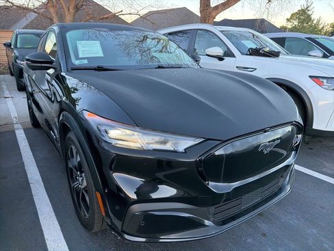 Used 2022 Ford Mustang Mach-E Premium image 2