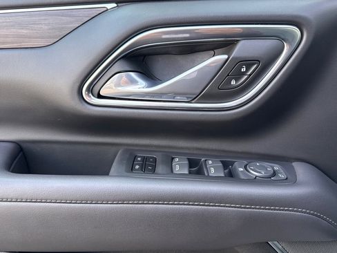 Used 2024 Chevrolet Tahoe LT image 10