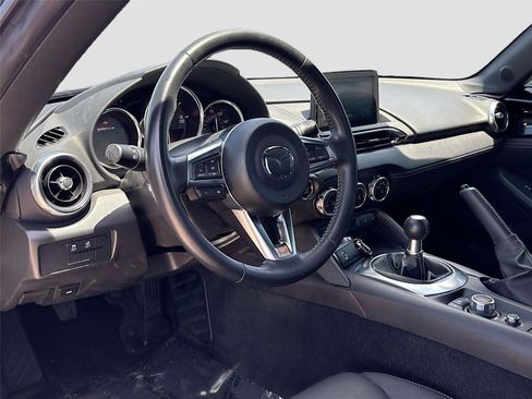 Used 2023 MAZDA MX-5 Miata Grand Touring RWD image 9