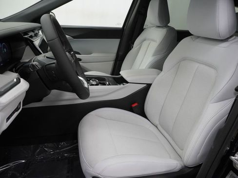 New 2026 Jeep Cherokee Laredo AWD/4WD image 15