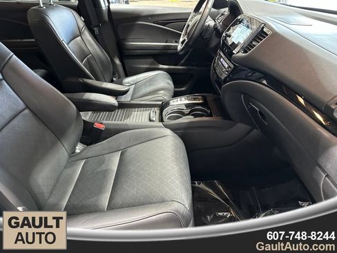 Used 2019 Honda Passport Touring image 18