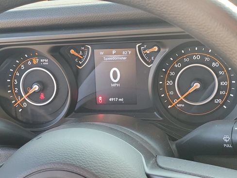 Used 2025 Jeep Gladiator Sport AWD/4WD image 26