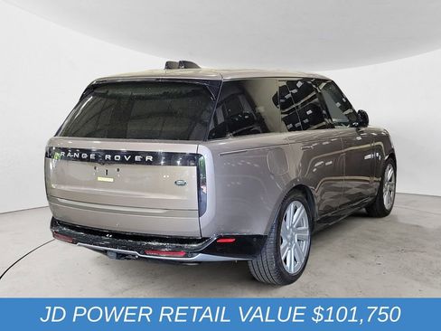 Used 2023 Land Rover Range Rover SE image 5