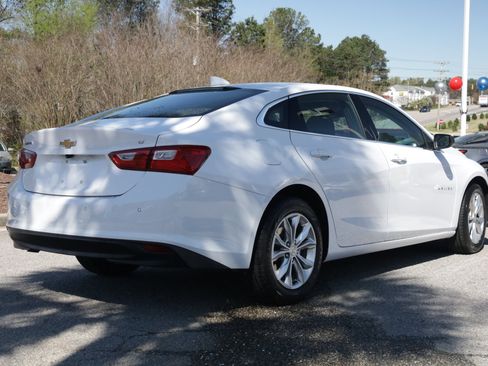 Used 2024 Chevrolet Malibu LT image 5