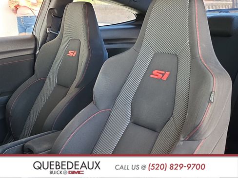Used 2018 Honda Civic Si image 11