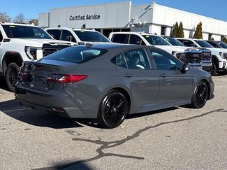 Used 2025 Toyota Camry SE video 2